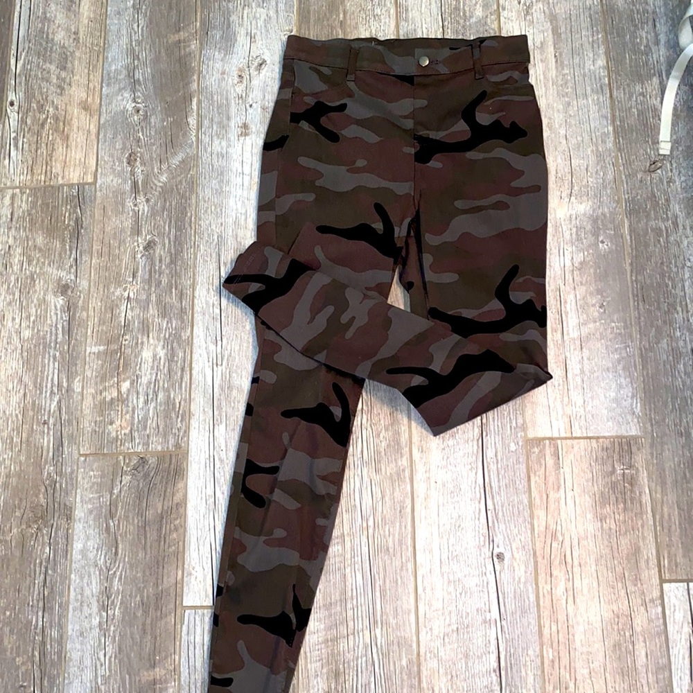 Cute camo jeans